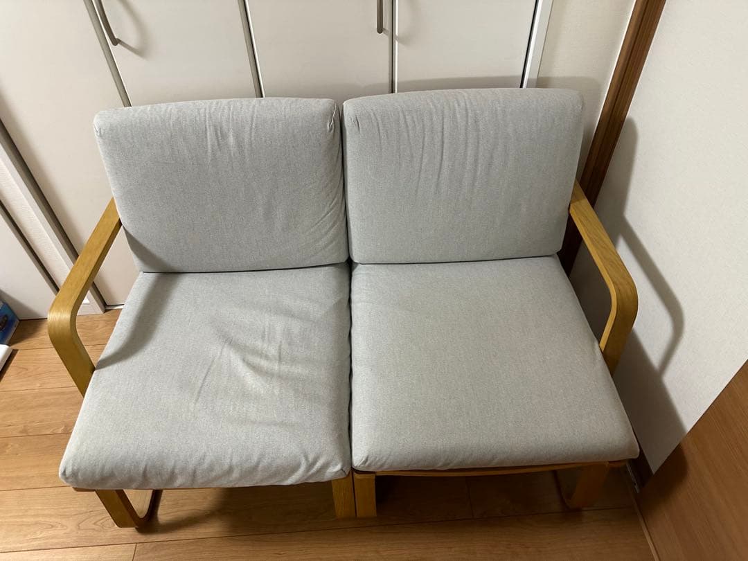 リビングでもダイニングでもつかえるソファチェア・オーク材 x 2