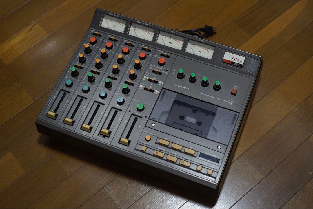 Teac TASCAM PORTASTUDIO 244 カセットMTR