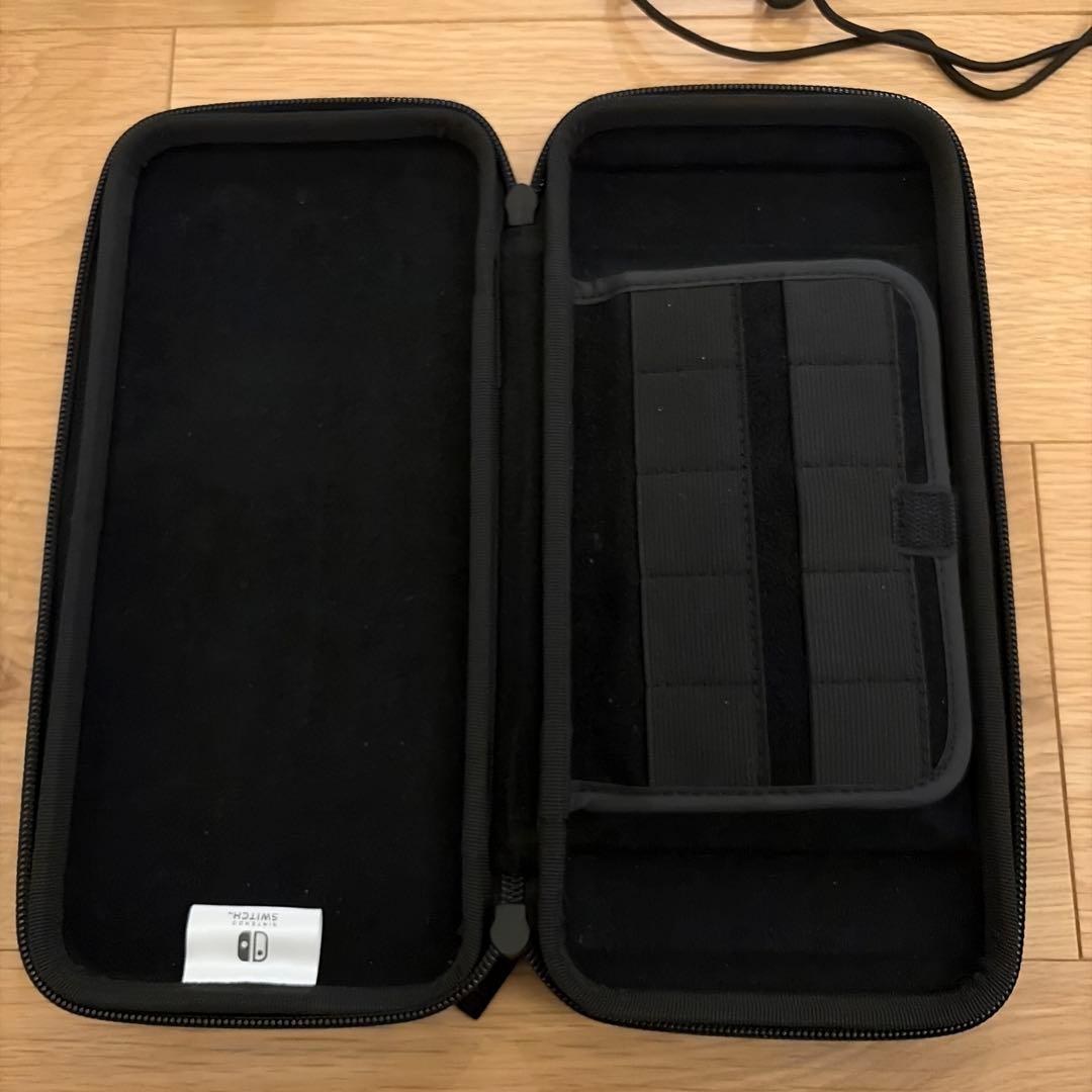 Nintendo Switch 本体 + 付属品+持ち運びケース