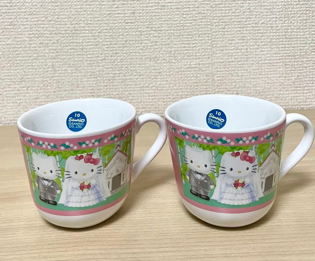 【激レア】 ハートトレイ付きスタンド・キティ＆ダニエルウエディングペアマグカップ
