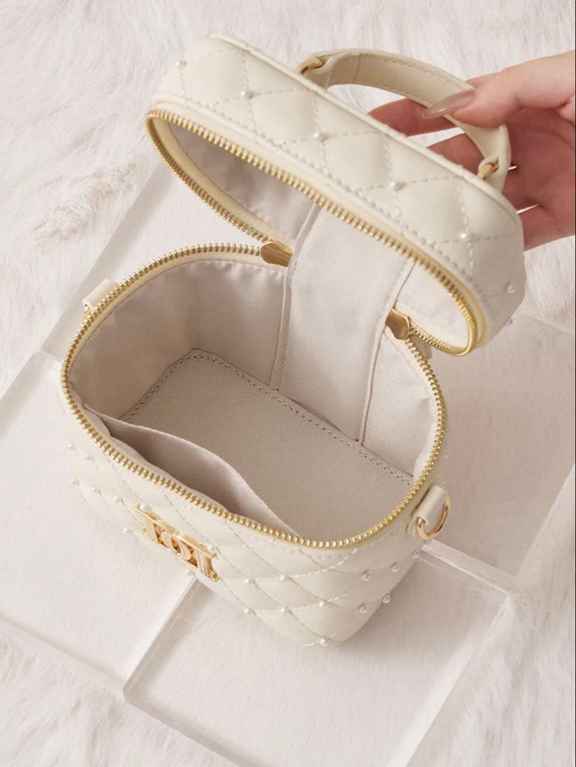 Darich 【ゴールドパーツ】キルティングパールスクエアミニバッグ　IVO