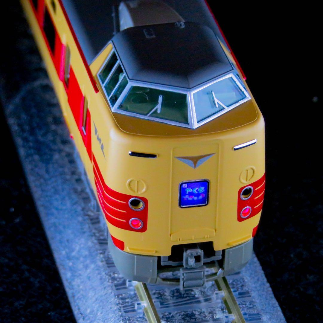 KATO 【特別企画品】 381系 ＜国鉄色リバイバルやくも＞【新品,未使用品】