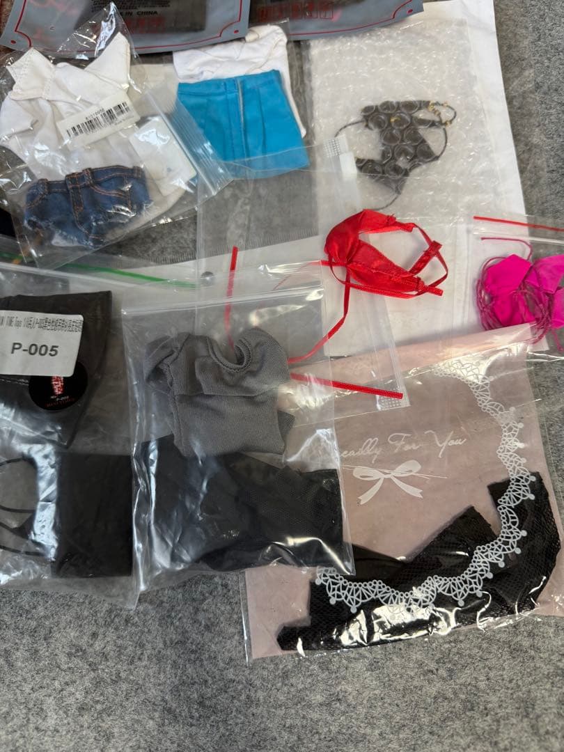 早い物勝ち 1/6フィギュア素体、ヘッド、衣装、小物セット