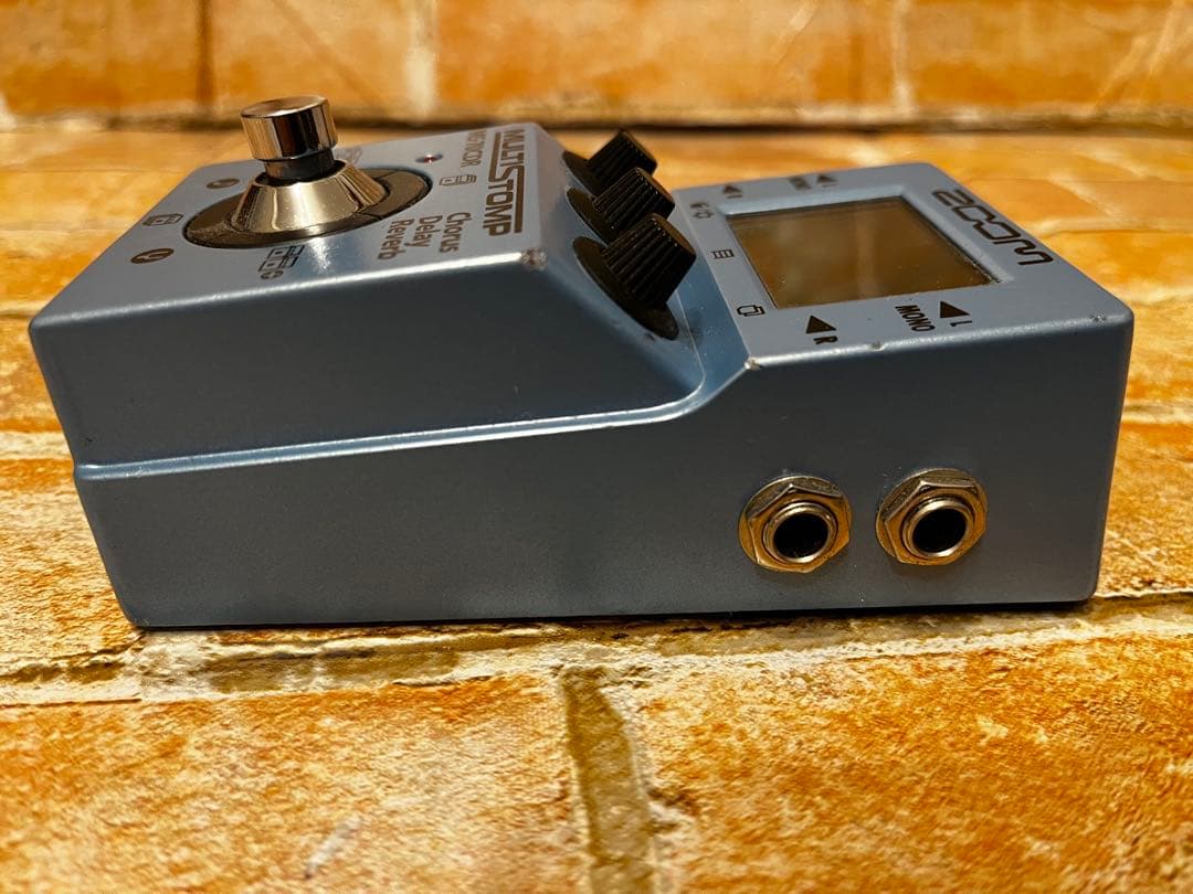 ZOOM MS-70CDR マルチストンプ コーラス ディレイ リバーブ 空間系