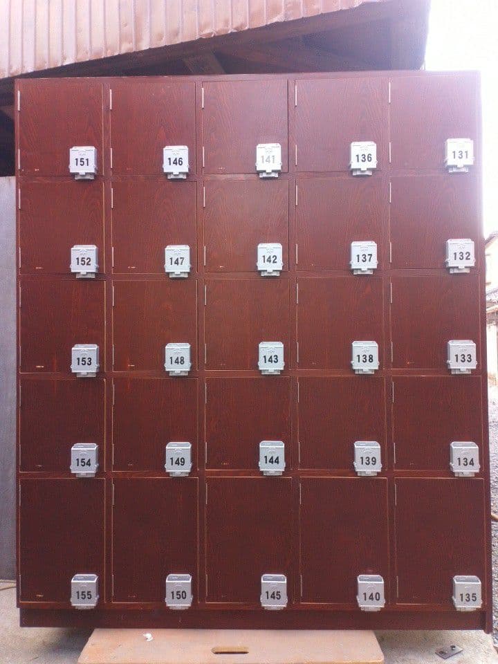 木製シューズロッカー 25個収納 木札下駄箱 割引 靴箱 下駄箱 シューズボックス スリム 薄型 木目調 スチール