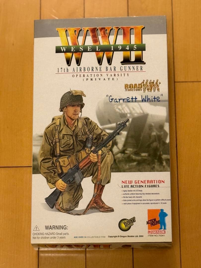 ドラゴンモデルズ　1/6WW2アメリカ陸軍空挺兵　フィギュア　台座付き　レア ドラゴンモデルズ 1/6WW2アメリカ陸軍空挺兵 フィギュア 台座付き レア