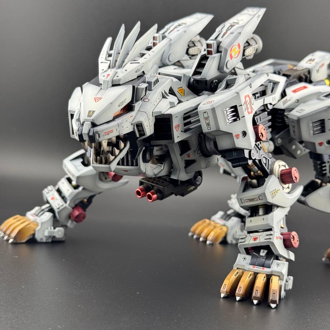 コトブキヤ HMM ゾイド ライガーゼロ 塗装済み完成品