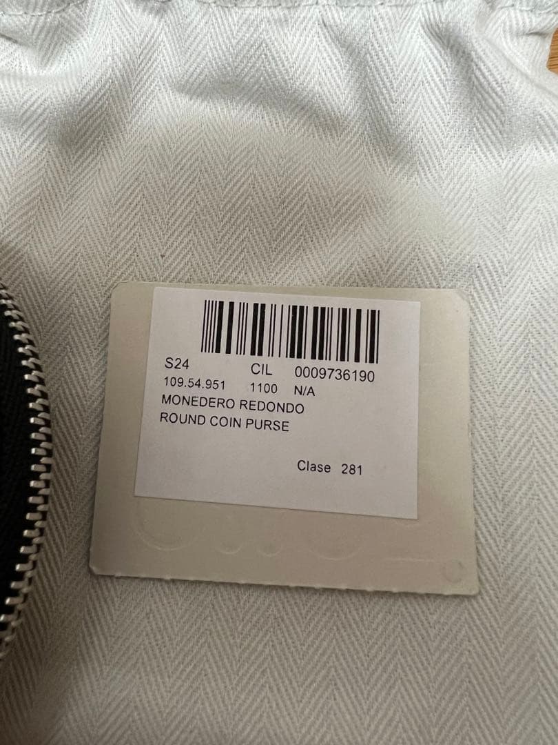 値下げ　【正規品】ロエベ ケース 黒【箱、巾着、バーコード付き】