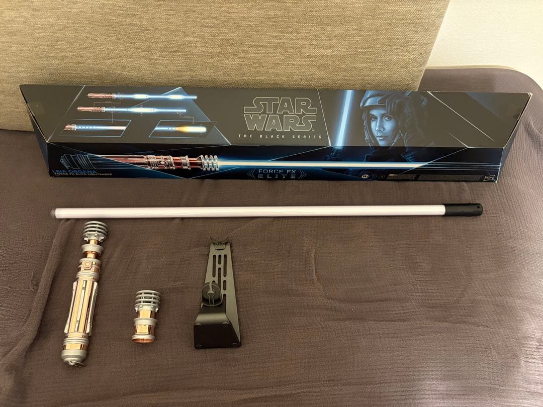 ブラックシリーズ レイア・オーガナ フォース FX エリート ライトセーバー