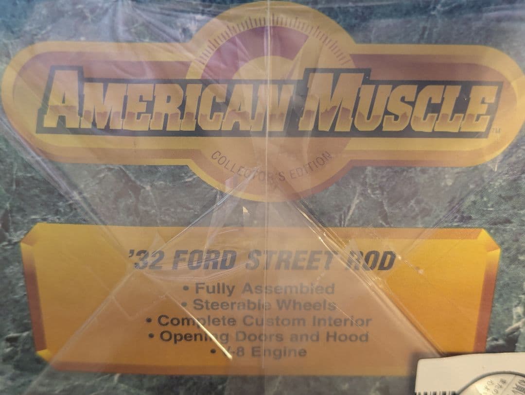 ミニカー [ERTL Collectibles] '32 Ford Street Rod