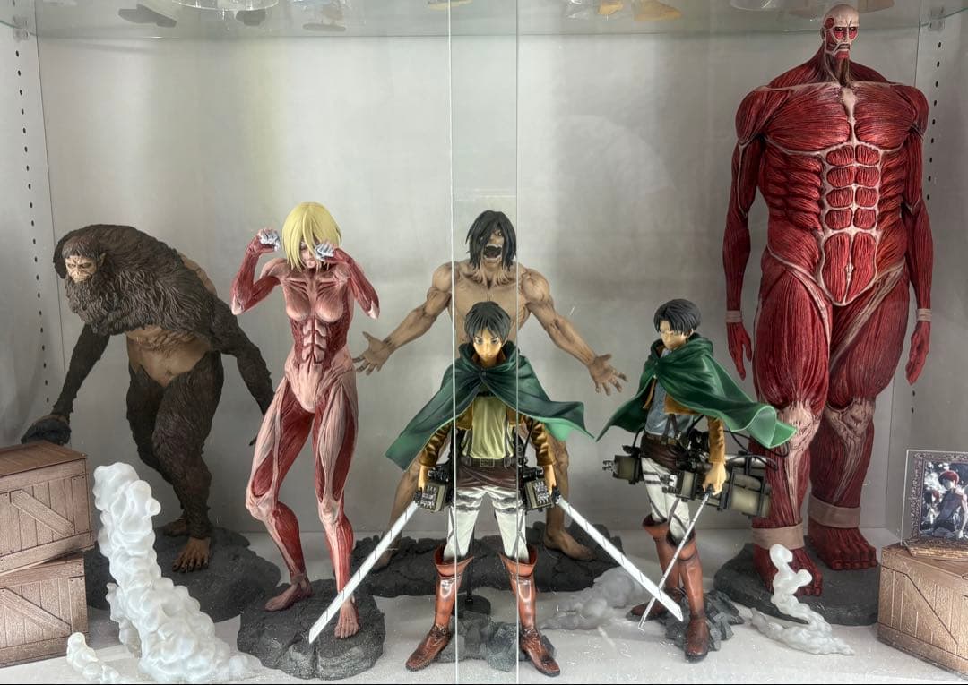 一番くじ　進撃の巨人　壁の外の世界　A賞　女型の巨人 ラストワン賞　エレン　巨人