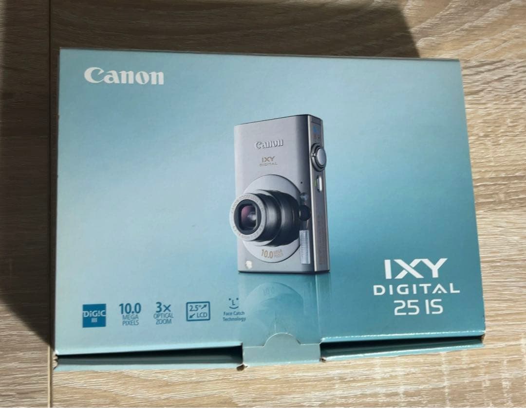 Canon IXY Digital 25 IS コンパクトデジタルカメラ充電器付 Canon IXY