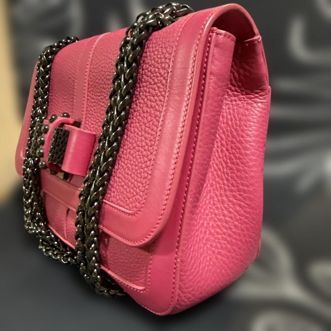 クリスチャン・ルブタン レザー ショルダーバッグ