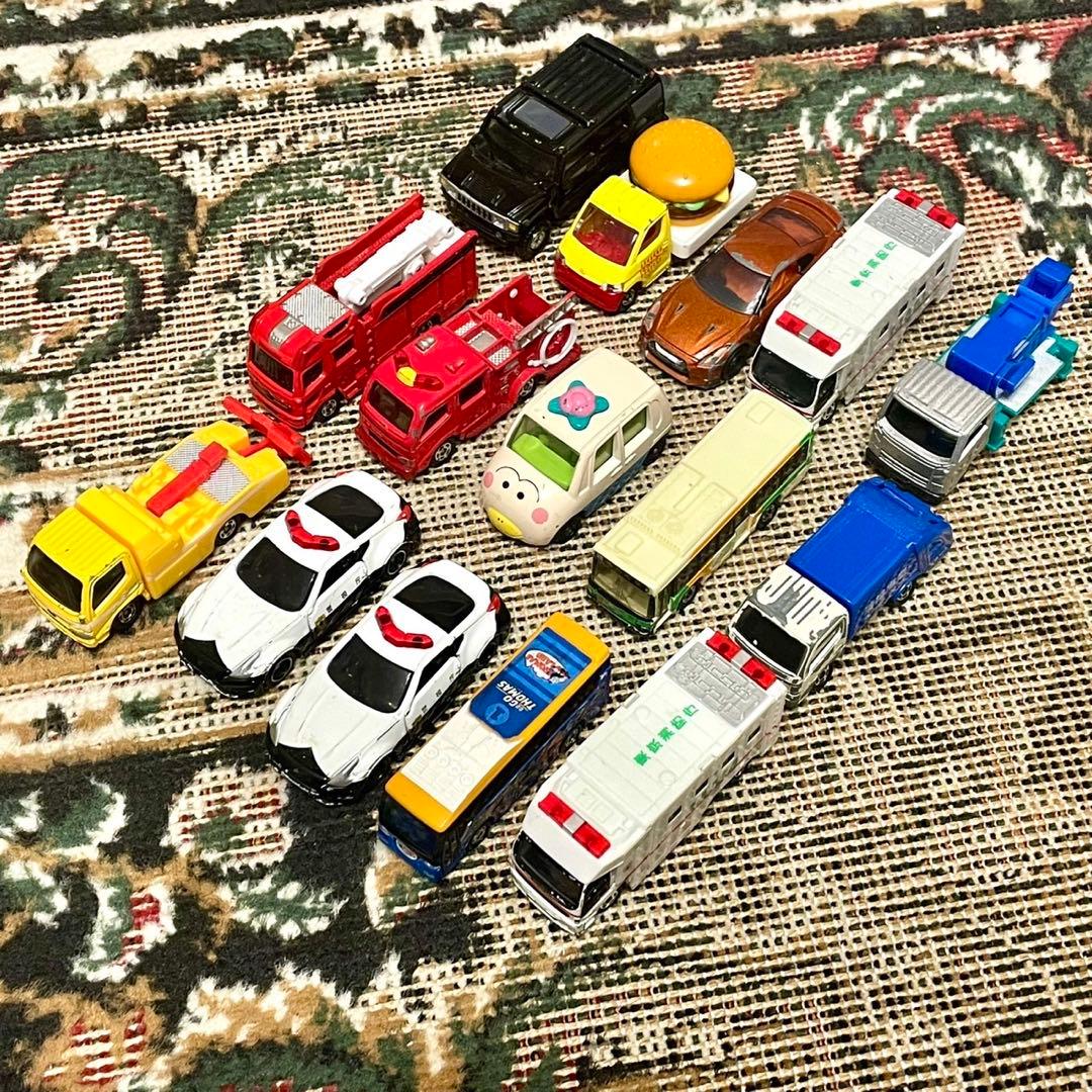 ジャンク品　ミニカー　約140台＋18台　まとめ売り