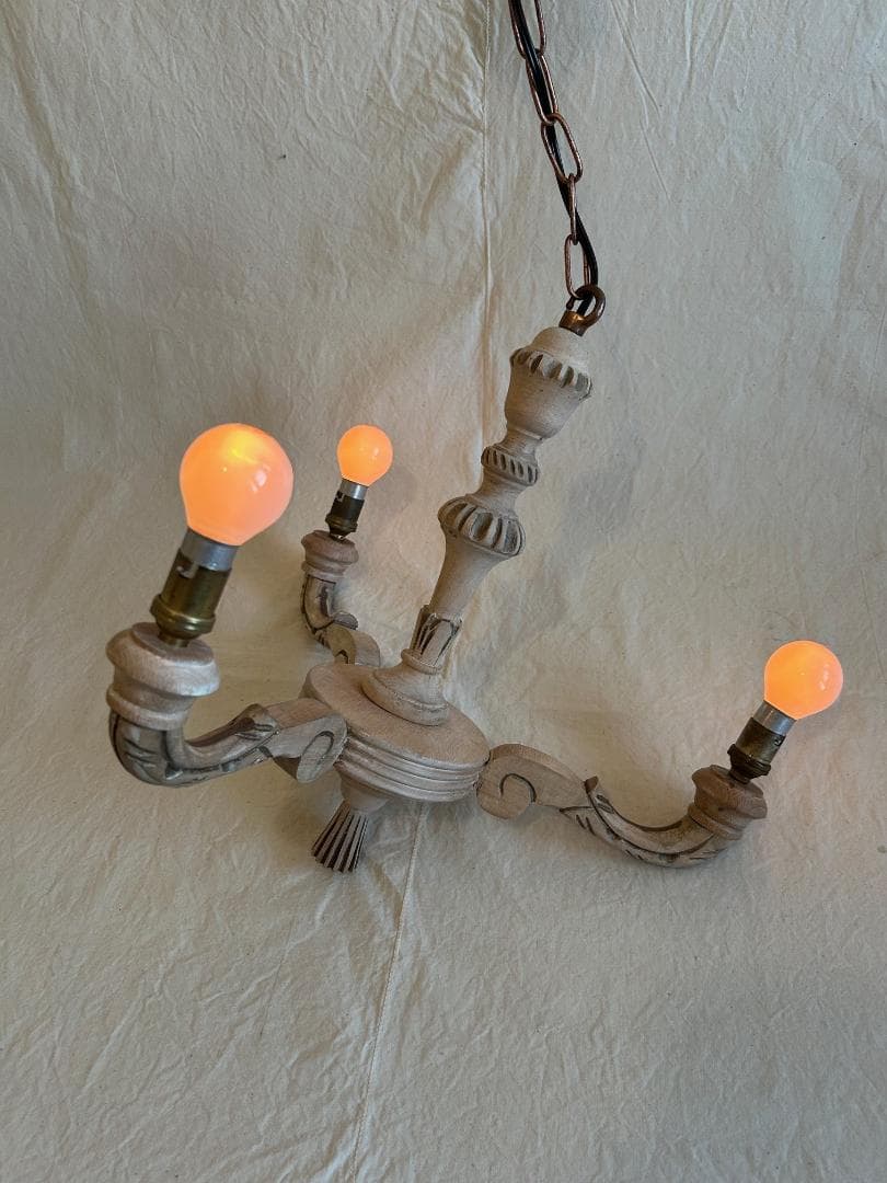 フランスアンティーク　木製シャンデリア　３灯　シャビー　店舗什器