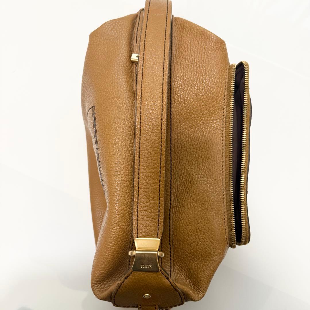 トッズ　ワンショルダー　ハンドバッグ　トート　シボ革　レザー　ブラウン系