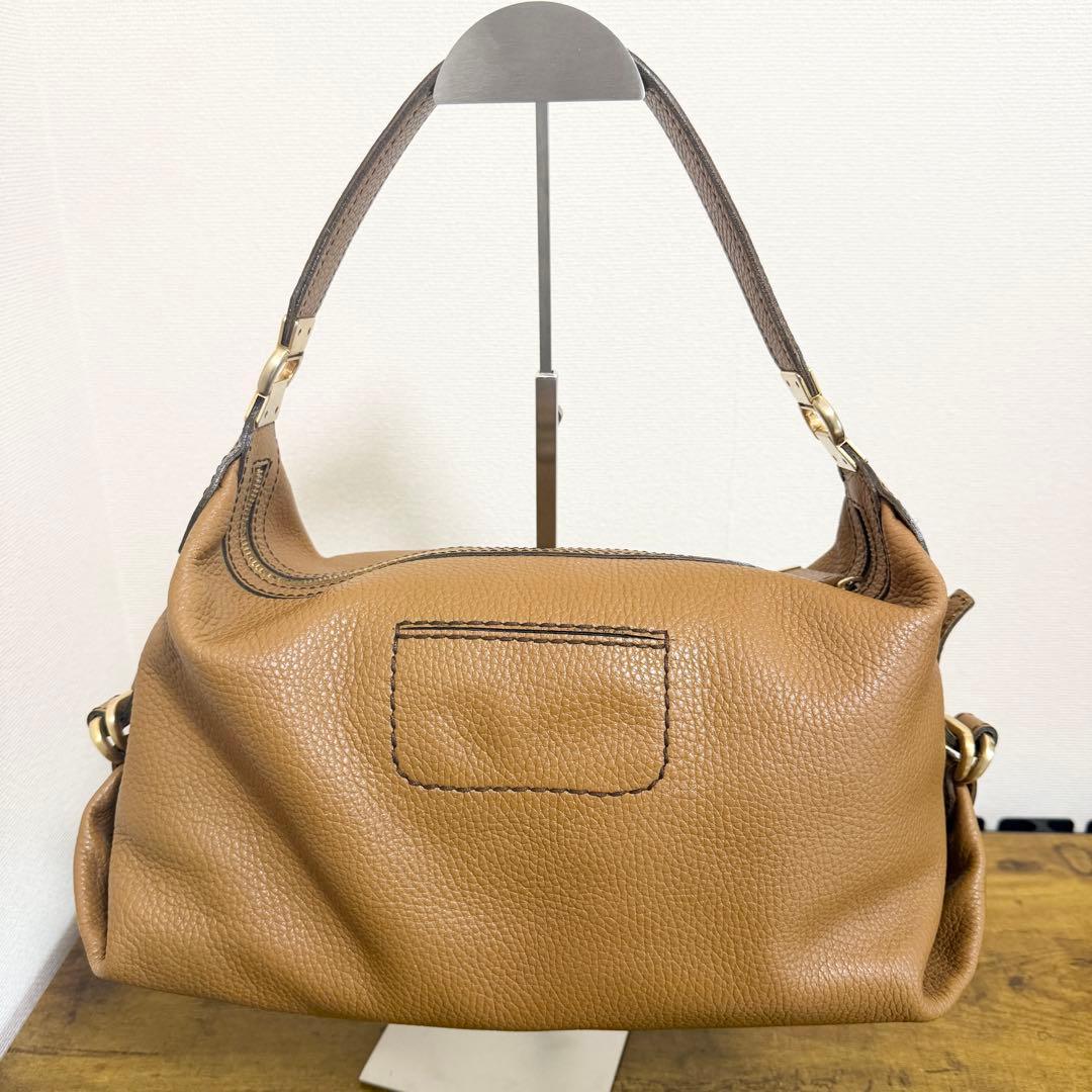 トッズ　ワンショルダー　ハンドバッグ　トート　シボ革　レザー　ブラウン系