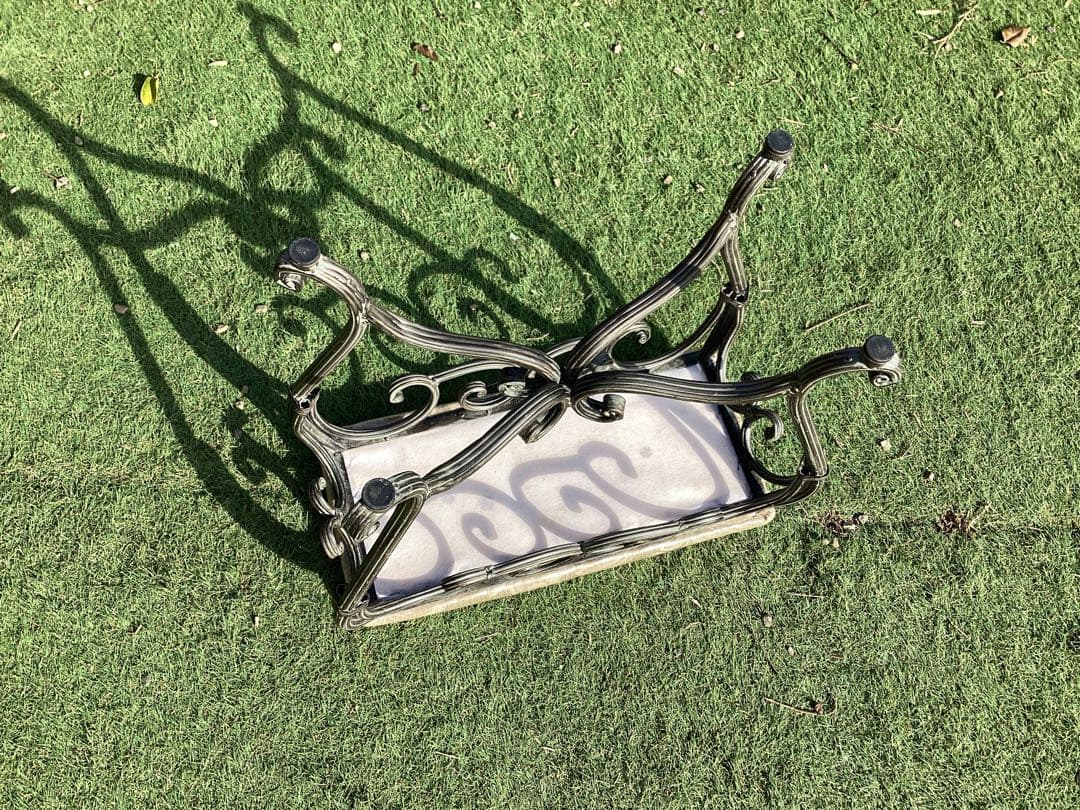 [ニコラス] アイアン　スツール　猫脚　ロココ調　玄関スツール