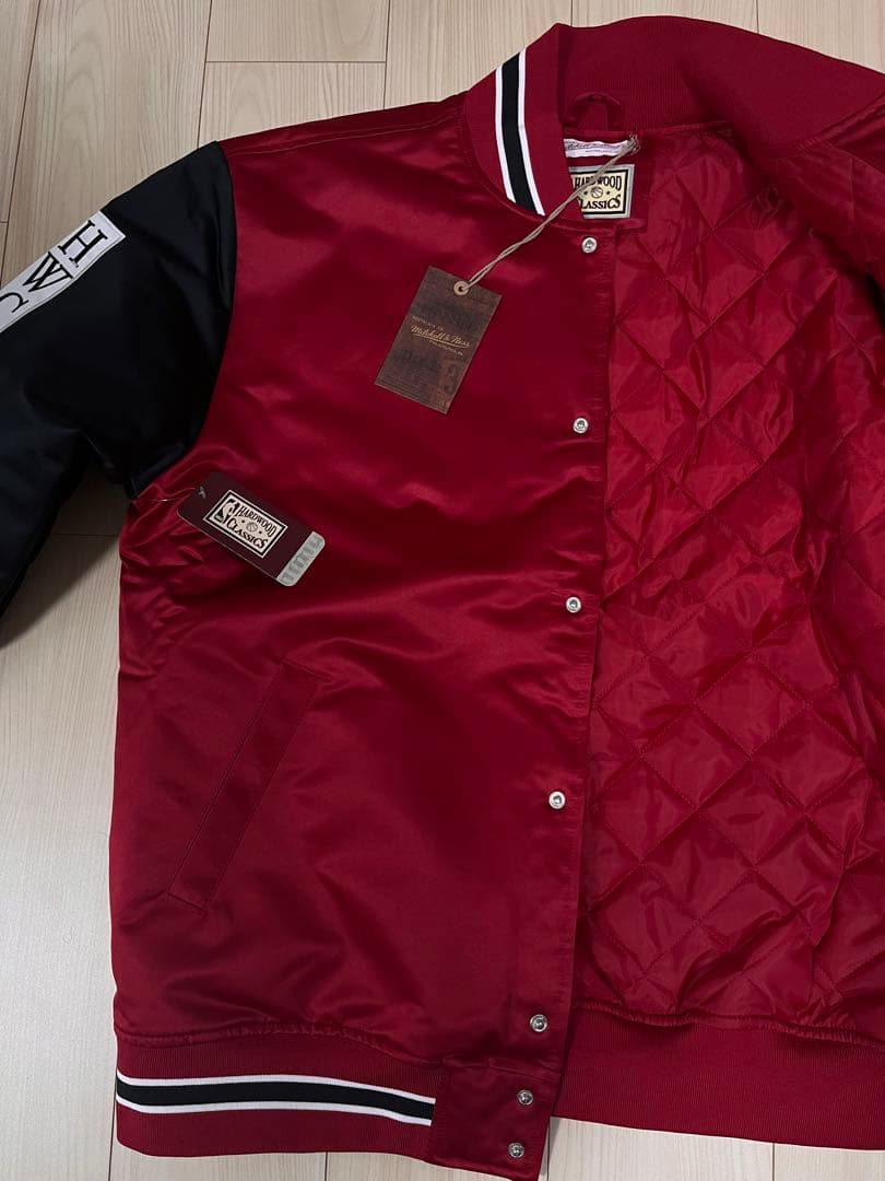 新品 NBAサテンジャケット マイアミヒート XL サンダーボルト