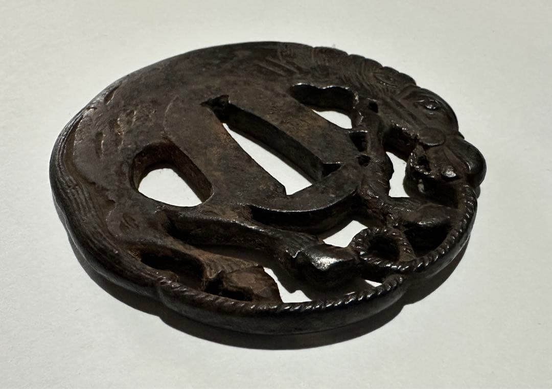 時代刀装具 鉄鐔 鉄鍔 馬図透かし彫 透かし鍔 刀剣 武具 拵え