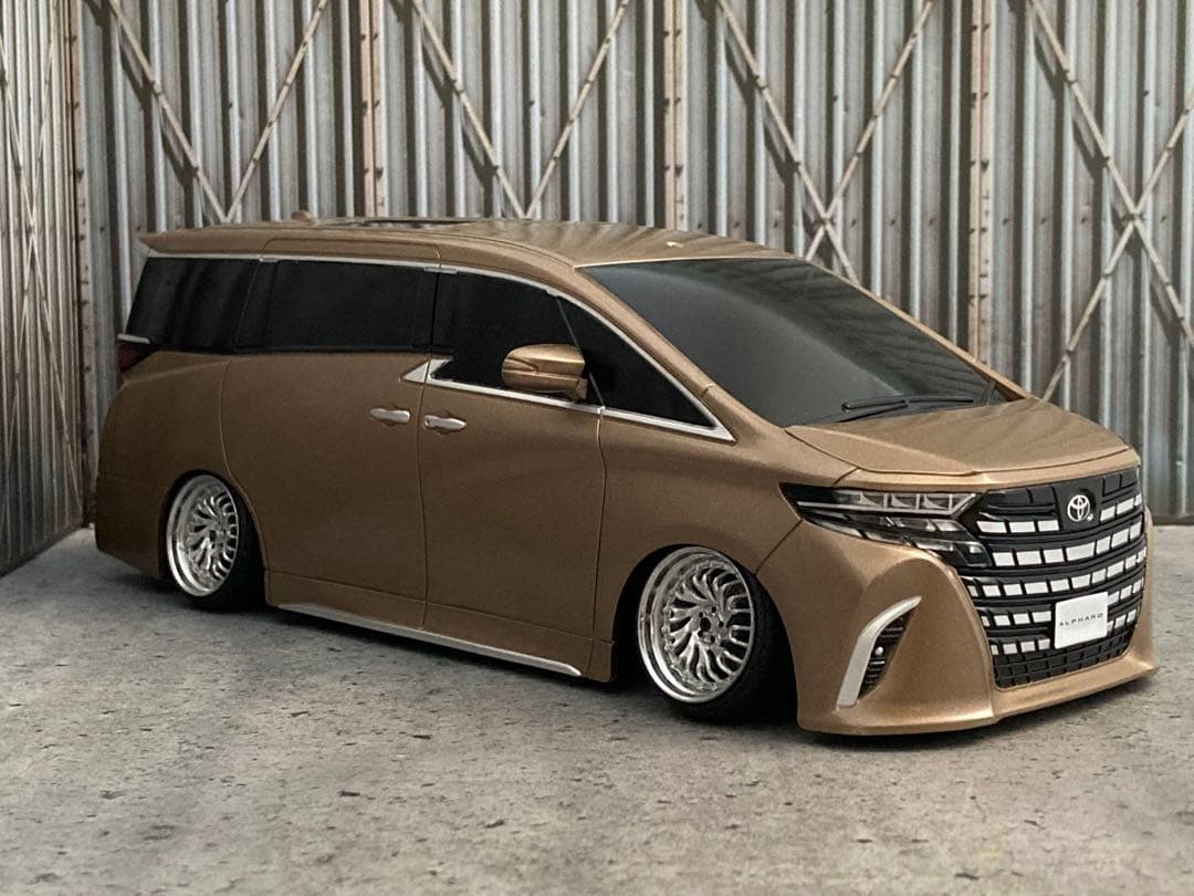 1/24 新型アルファード・ブロンド（カスタム品）