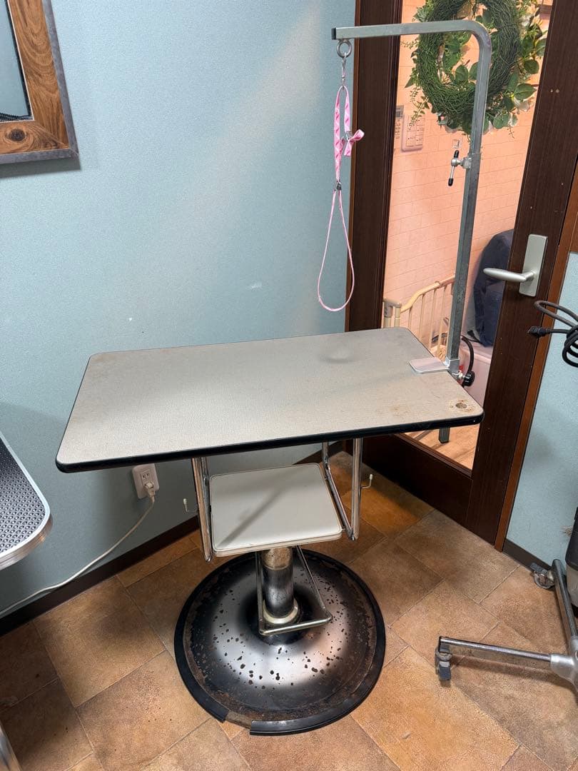 油圧式トリミングテーブル・アーム付き 油圧式トリミングテーブル・アーム付き 送料無料】【プロ仕様】【可動