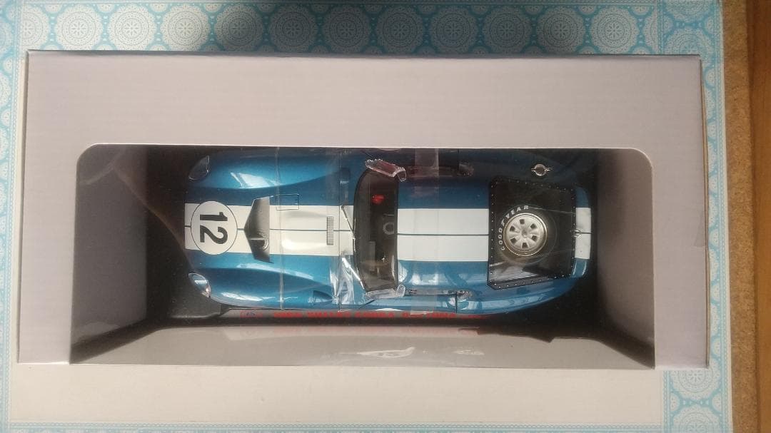 CMR111 1/18 シェルビー コブラ デイトナ クーペ