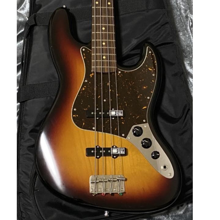 ラッカートップ EDWARDS E-JB-93R/LT Duncanピックアップ