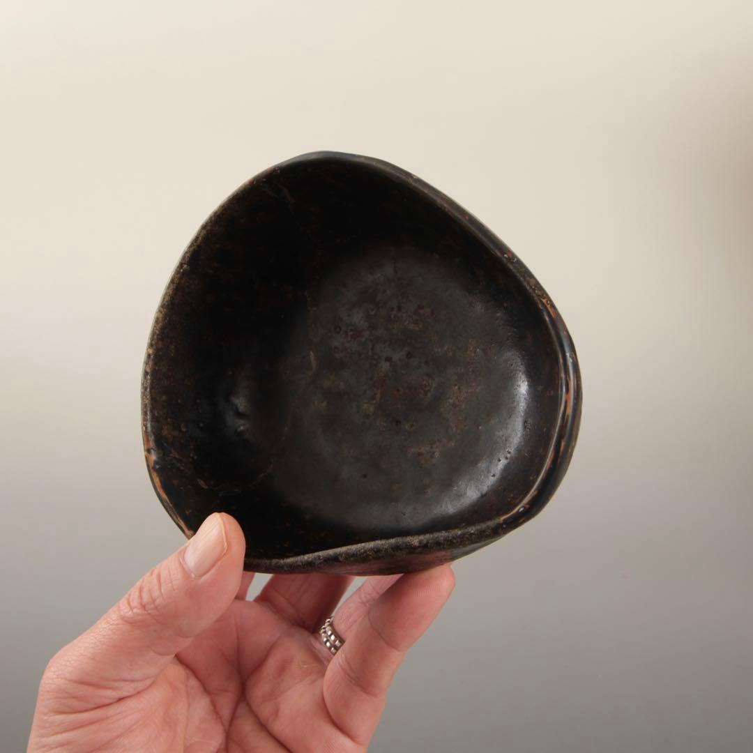 黒唐津 茶碗 17世紀 古唐津 茶道具 古美術 古道具 アンティーク