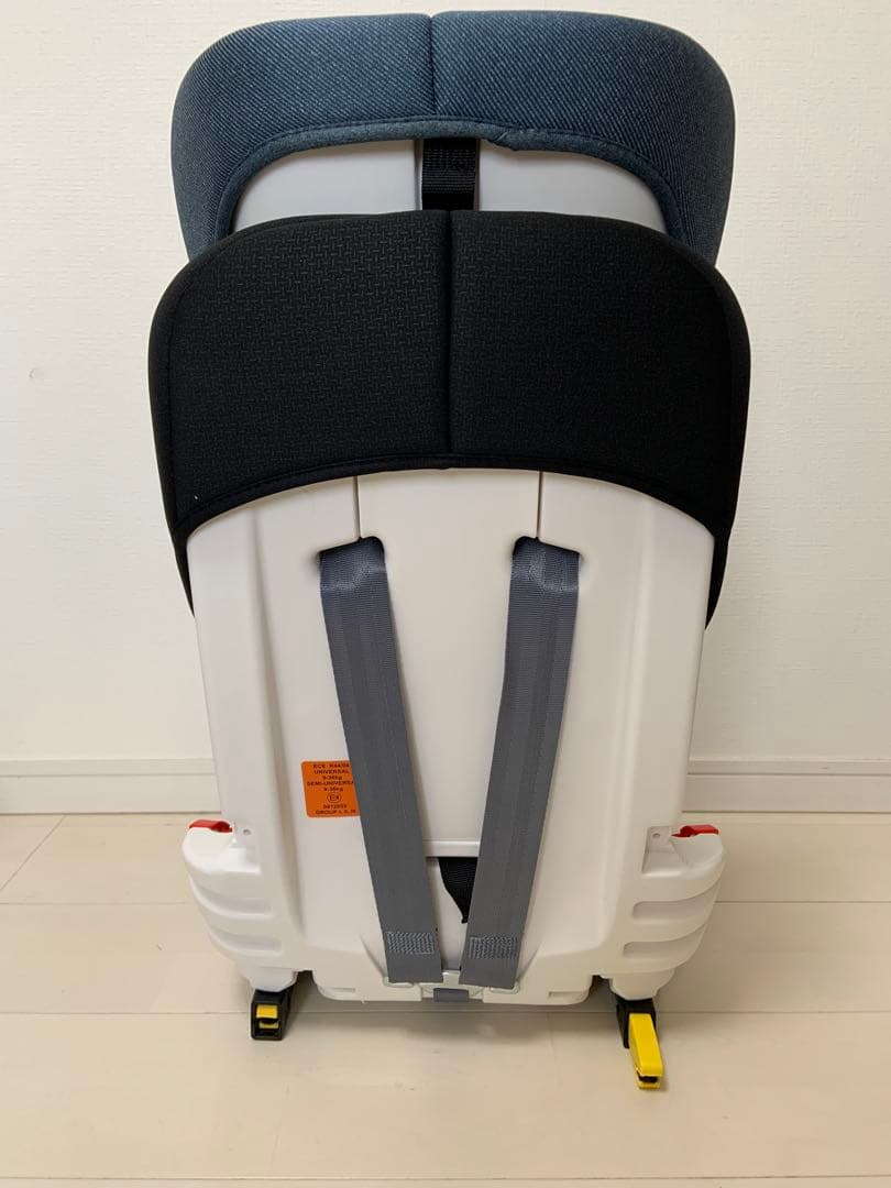 innokids ジュニアシート ブルー ISOFIX １歳〜11歳 コンパクト
