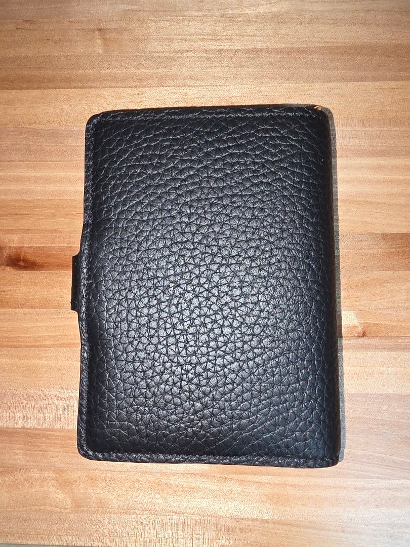 Louis Vuitton LVヴェルティカル ウォレット コンパクト