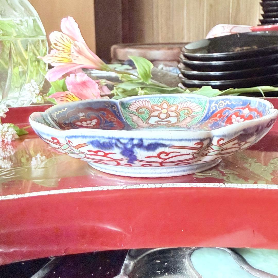 2208様感謝‼️明治27年‼️超絶伊万里錦手　軍配❌瓔珞文　輪花縁小皿5客高橋氏