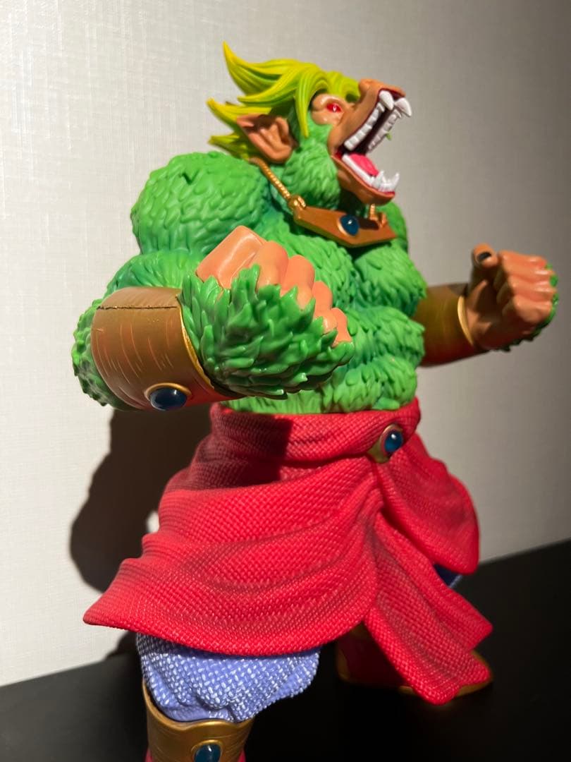 ドラゴンボール 大猿ブロリー フィギュア