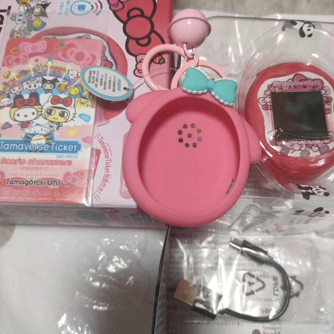 t*a様 たまごっち ユニサンリオ　Tamagotchi Uni