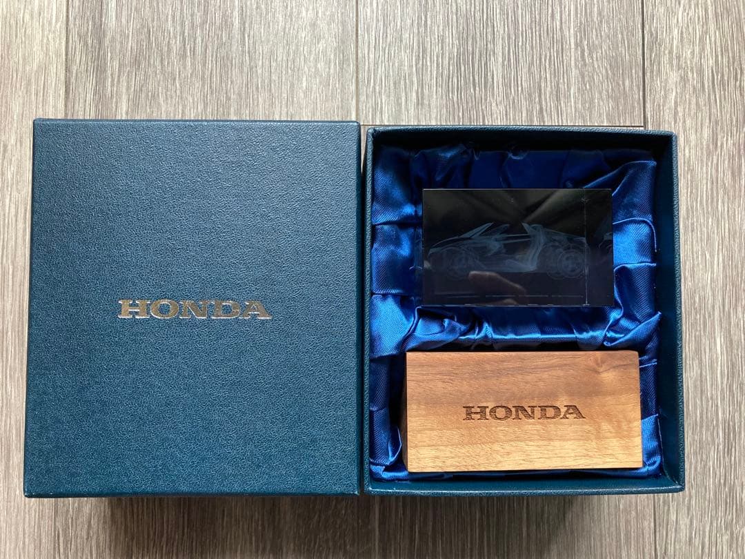 HONDA S660 置物 3Dクリスタル HONDAロゴ入り豪華専用ケース付き