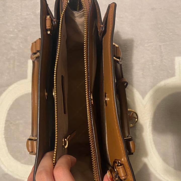 マイケルコース　ショルダーバッグ