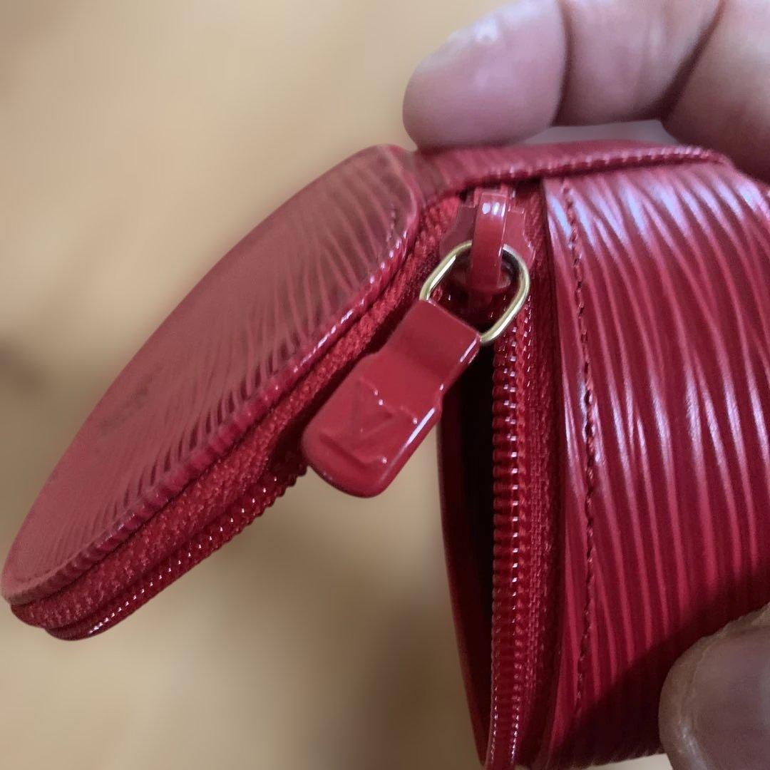 Louis Vuitton エピレザー ケース レッド