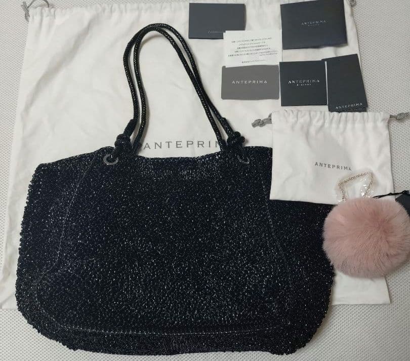 ☆美品専用バッグのみ☆アンテプリマ　ノードＵ/エナメルブラック