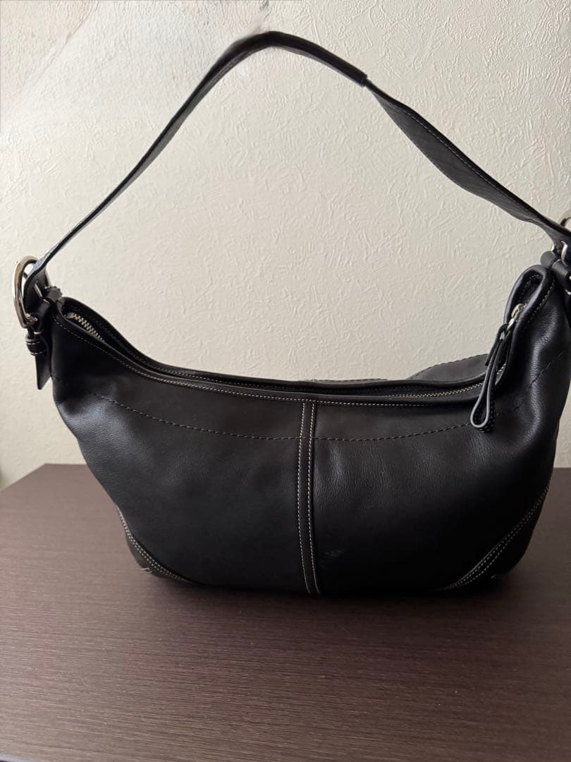 C*o様 COACHブラックレザーショルダーバッグ