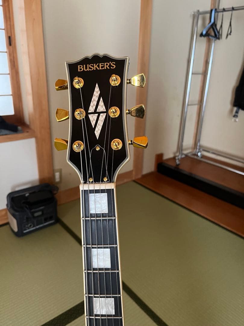 レスポールカスタム　BOSS DS-1+弦付き