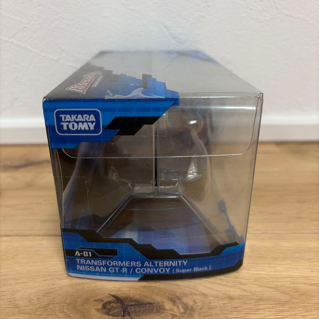 トランスフォーマーオルタニティ 日産GT-R/コンボイスーパーブラック