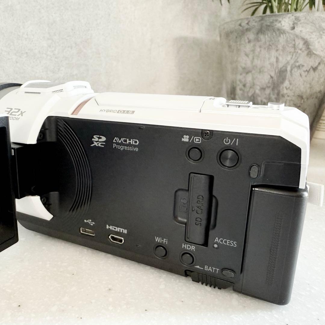 【極美品】パナソニック HC-VX1M ホワイト デジタル 4Kビデオカメラ