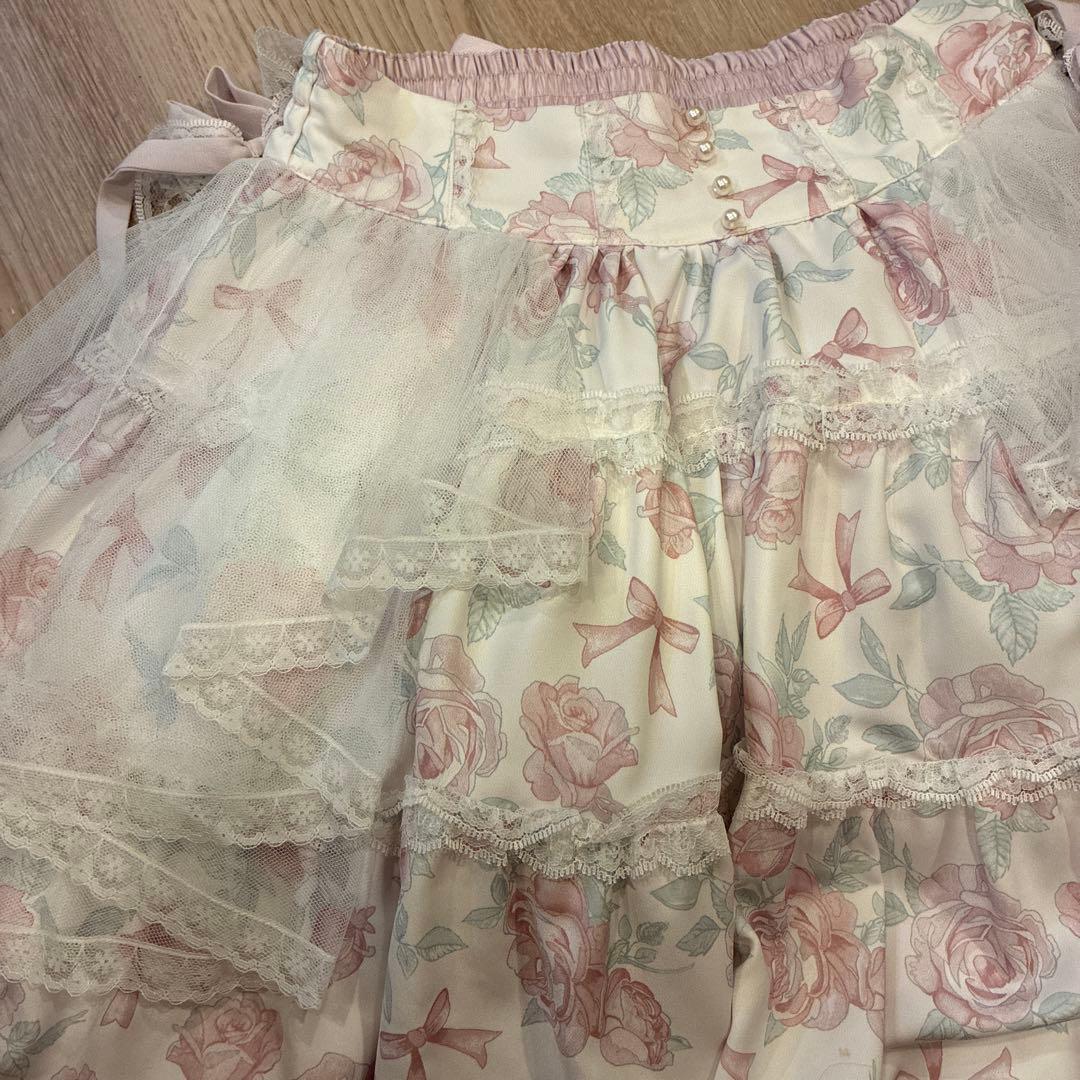 い*り様 新品未使用タグ付き　メルフィーメモリー スカート　M