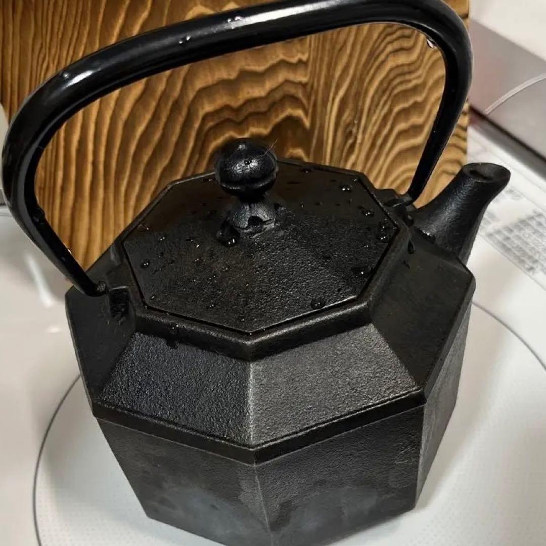 及源 八角 鉄瓶 0.8L 盛栄堂 OIGEN 南部鉄器 - メルカリ