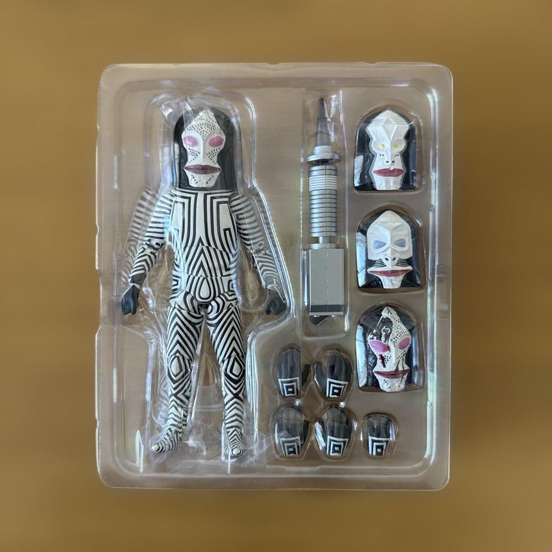 真骨彫製法 ウルトラマン　S.H.Figuarts ダダ 人間標本５・６Ver.