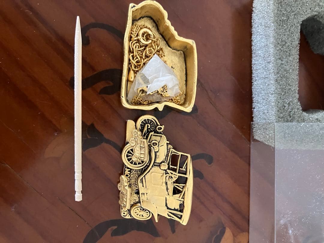 ミニチュア　車　ネックレス　ピアス