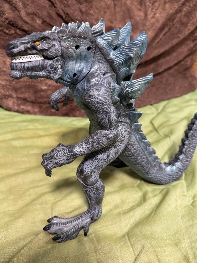 エメゴジ　可動式フィギュア　サウンド付き　ゴジラ1998 エメリッヒゴジラ