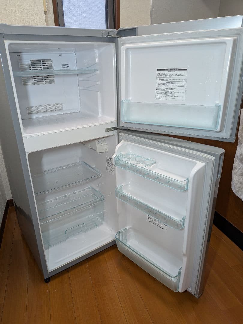 【送料込み】冷凍冷蔵庫 YR-12T-WH