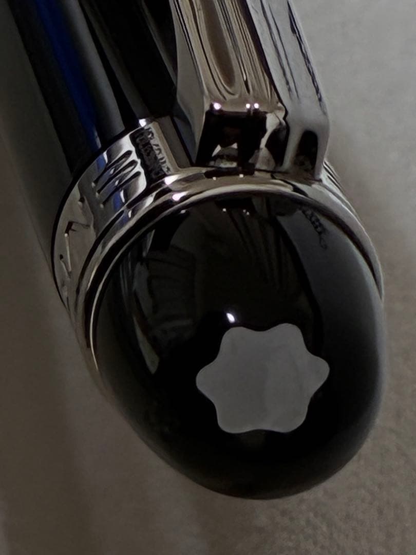 ◾️モンブラン◾️スターウォーカーボールペン◾️ミッドナイトブラック◾️筆記良好◾️化粧箱