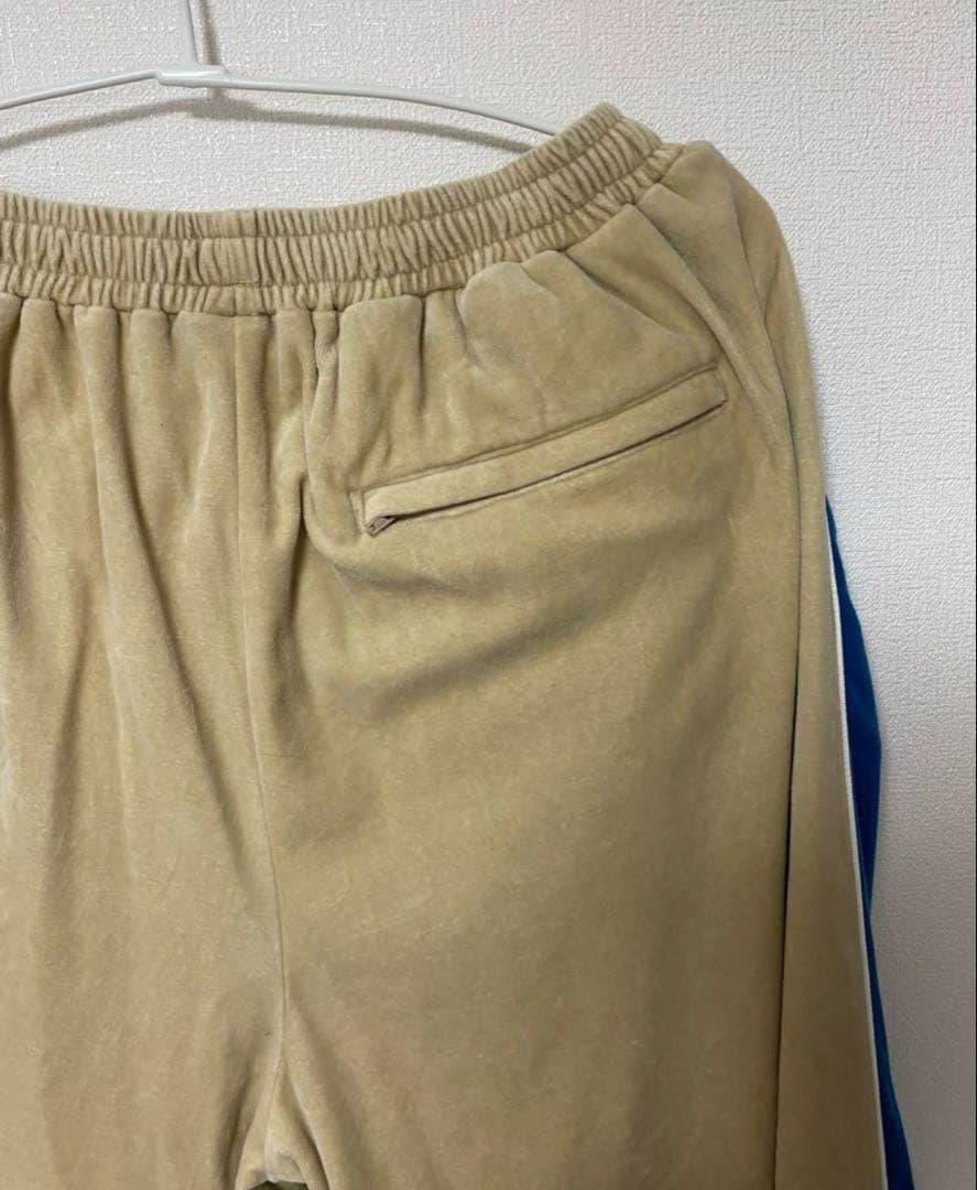 値下げ‼️ケボズ　ベロアセットアップ　keboz コムドットゆうた　即完売　M